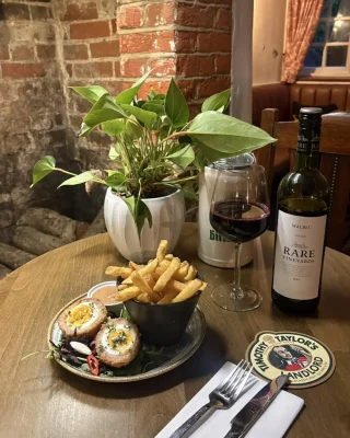 the-crown-arford-food-4