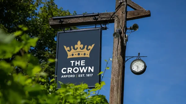 the-crown-arford-pub-sign